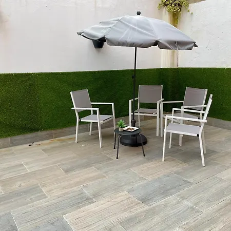 Amplio Con Terraza En Bouzas, Cerca De La Playa. 아파트 *